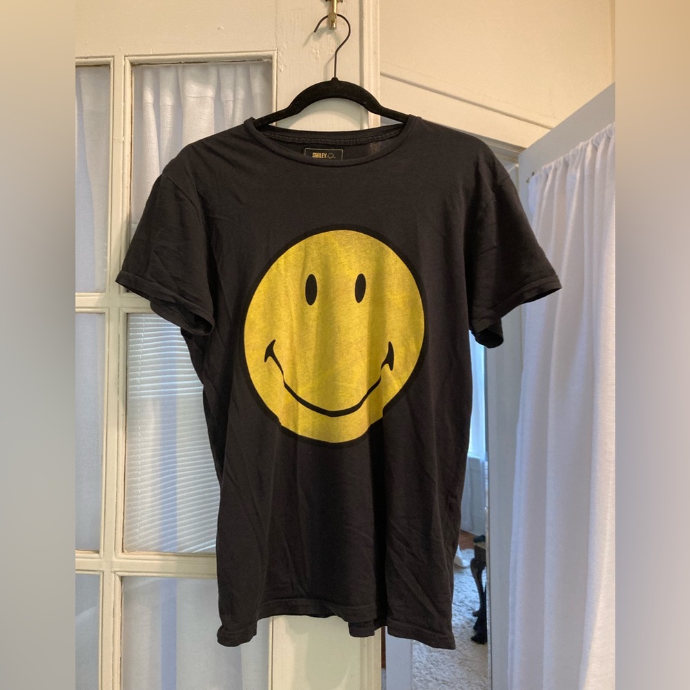 Smiley Face Vintage Style Soft Tee